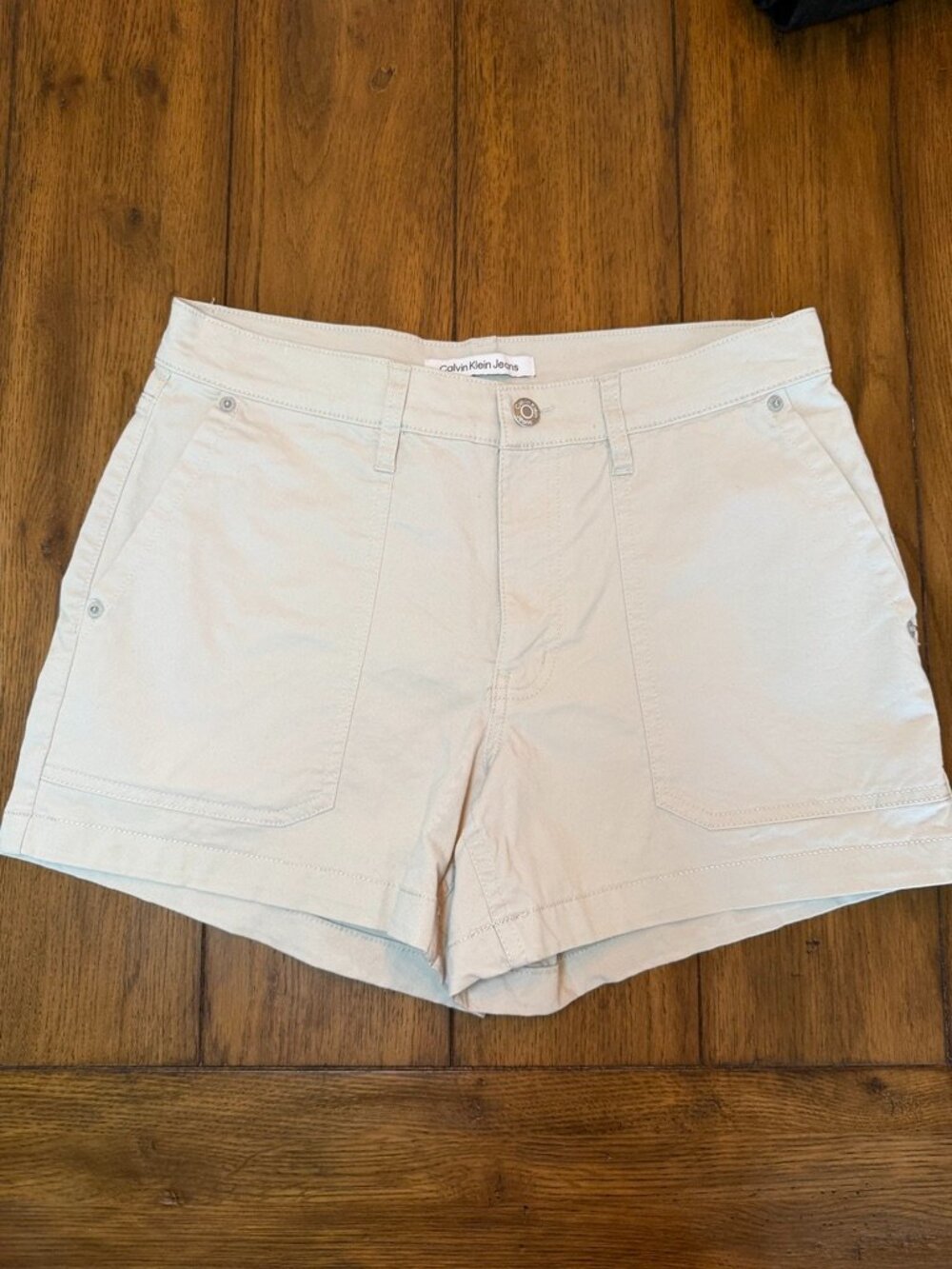 Calvin Klein Jeans Khaki Shorts | Size 26 | 4" Inseam |